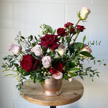 Load image into Gallery viewer, . Vase . Dark & Moody .