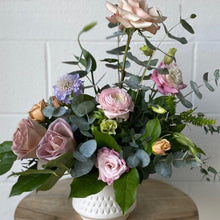 Load image into Gallery viewer, . Vase . Soft & Subtle .