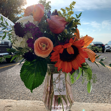 Load image into Gallery viewer, . Vase . Dark & Moody .