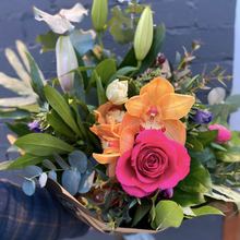Load image into Gallery viewer, . Hand-Tied Bouquet . Dark & Moody .